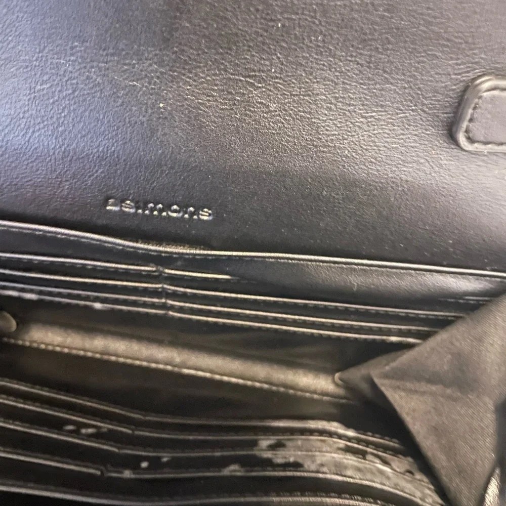 simons - Picture 5 of 5